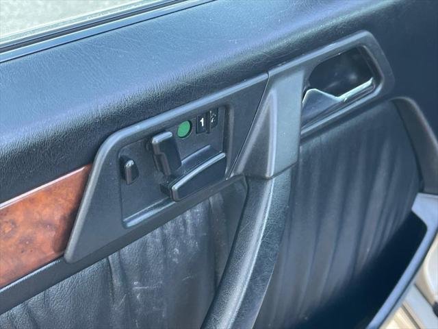 1990 Mercedes-Benz 300 Series 2dr Coupe 300CE
