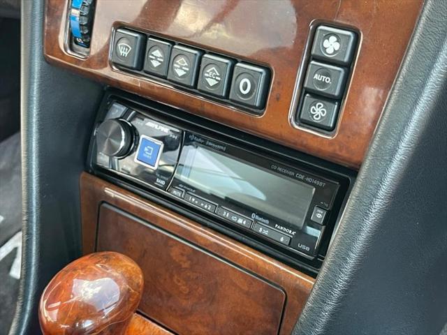 1990 Mercedes-Benz 300 Series 2dr Coupe 300CE