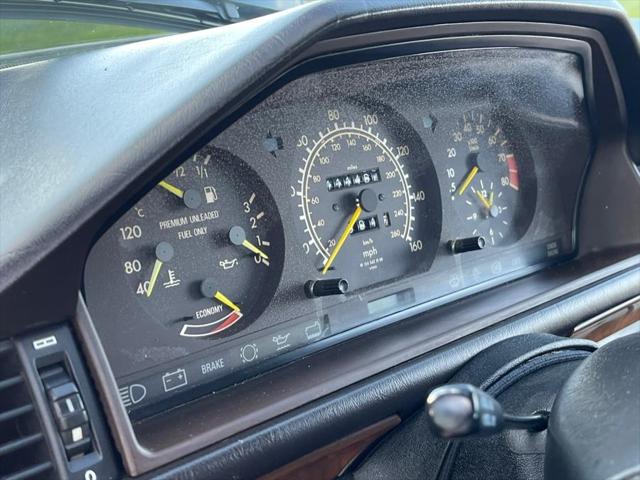 1990 Mercedes-Benz 300 Series 2dr Coupe 300CE
