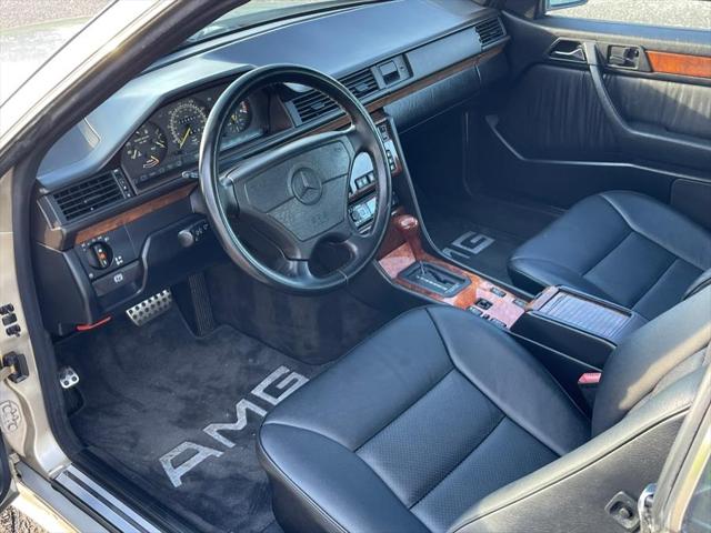 1990 Mercedes-Benz 300 Series 2dr Coupe 300CE