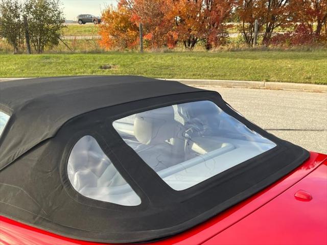 2001 Mercedes-Benz 500 2dr Roadster 5.0L