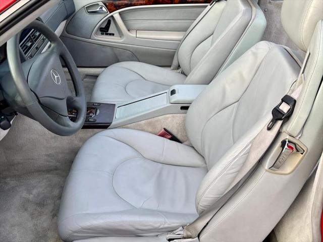 2001 Mercedes-Benz 500 2dr Roadster 5.0L