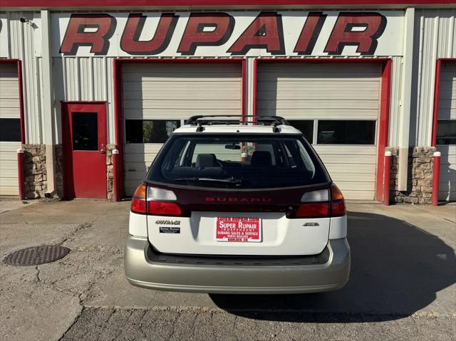 2000 Subaru Outback Base