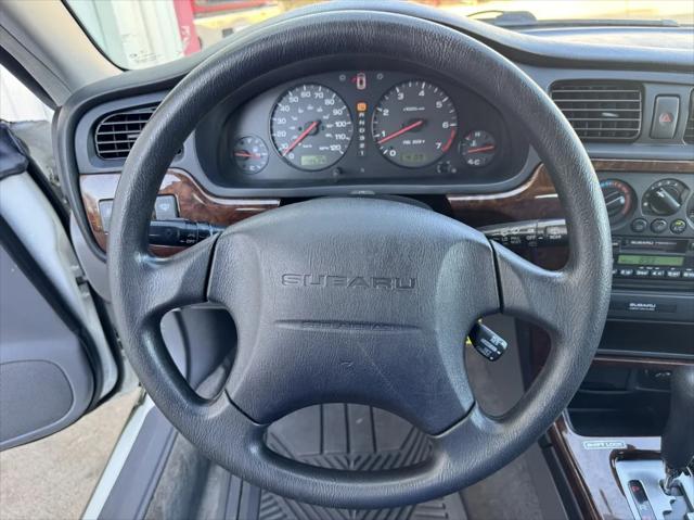 2000 Subaru Outback Base
