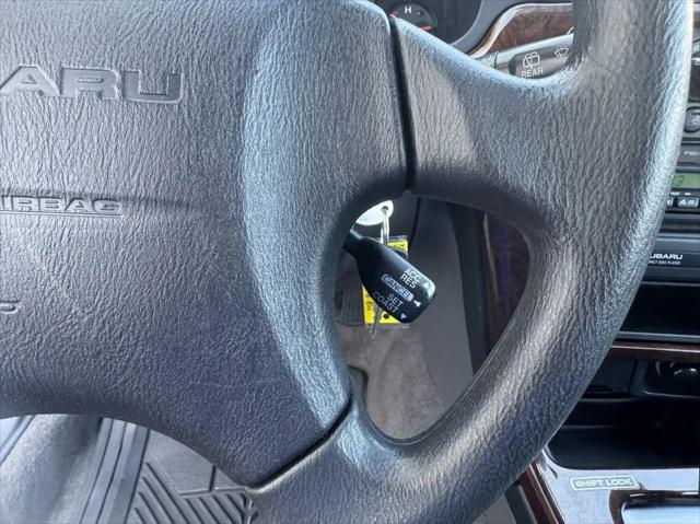 2000 Subaru Outback Base