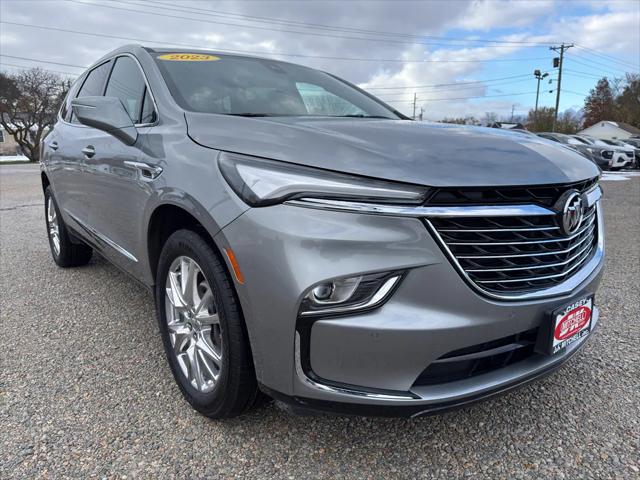 2023 Buick Enclave Essence FWD 2023 Buick Enclave Essence FWD