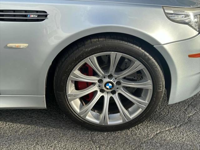 2008 BMW M5 Standard