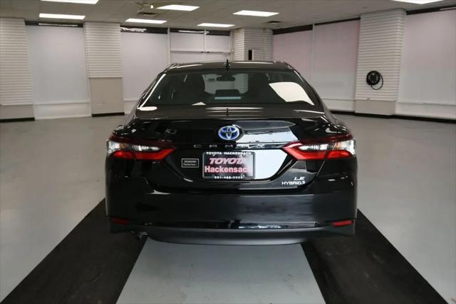 2022 Toyota Camry LE Hybrid