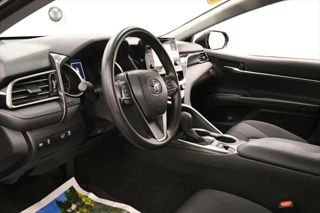 2022 Toyota Camry LE Hybrid