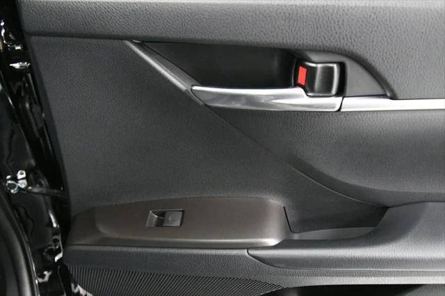 2022 Toyota Camry LE Hybrid