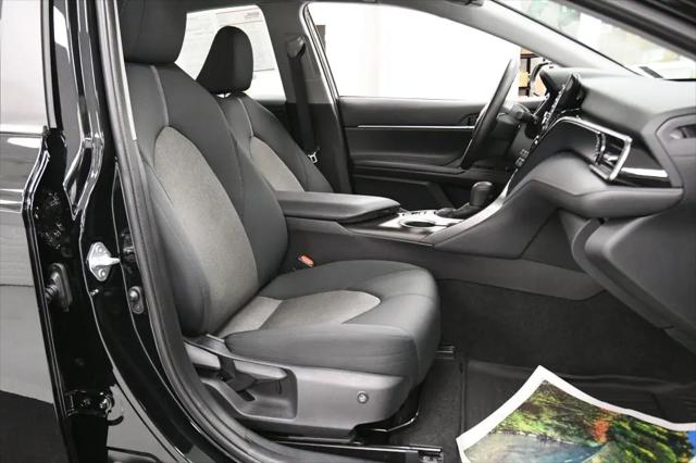 2022 Toyota Camry LE Hybrid