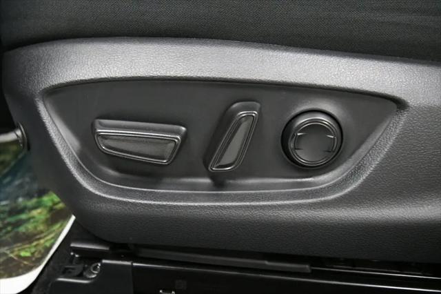 2022 Toyota Camry LE Hybrid