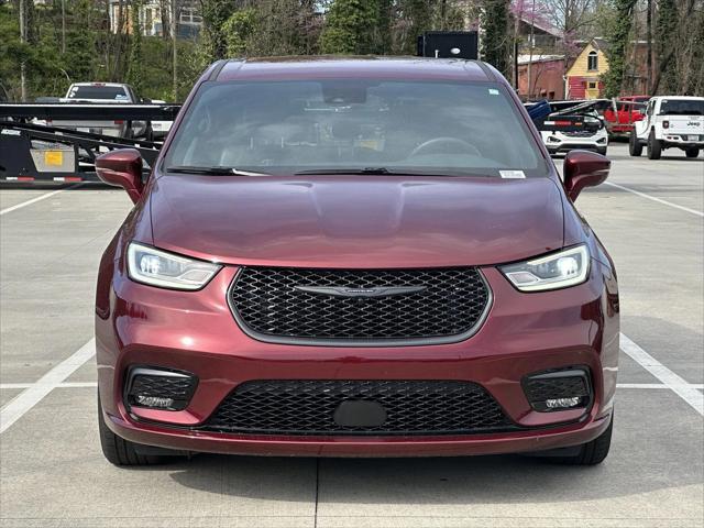 2022 Chrysler Pacifica Hybrid Touring L