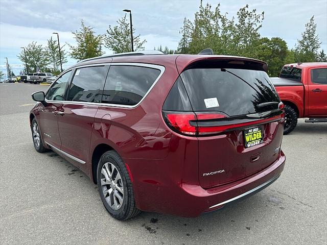2023 Chrysler Pacifica Hybrid PACIFICA PLUG-IN HYBRID PINNACLE