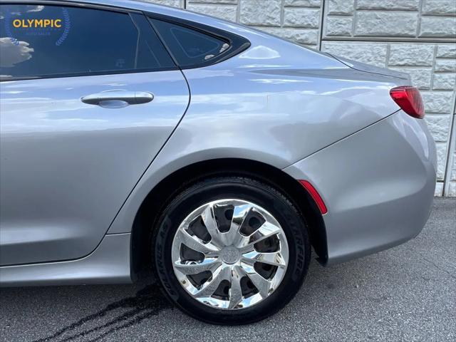 2016 Chrysler 200 S