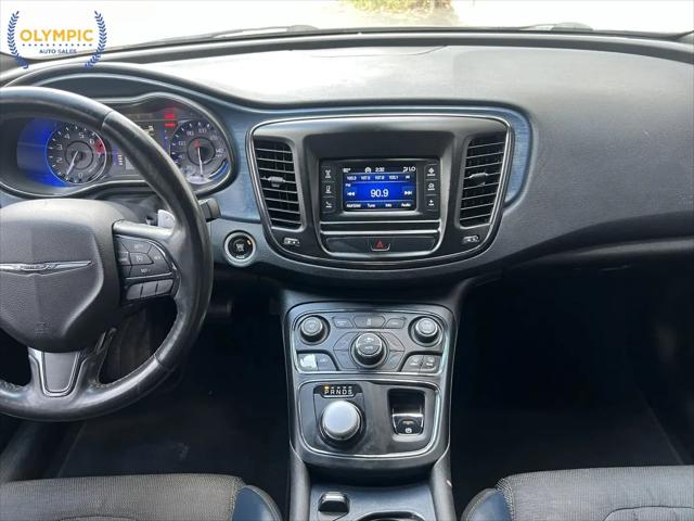 2016 Chrysler 200 S