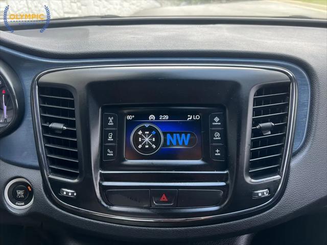 2016 Chrysler 200 S
