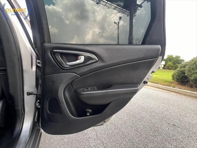 2016 Chrysler 200 S