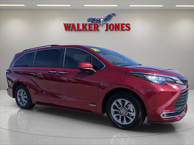 2021 Toyota Sienna XLE