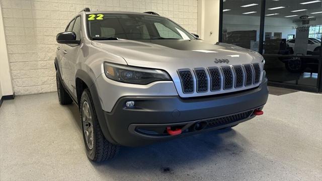 2022 Jeep Cherokee Trailhawk 4x4 2022 Jeep Cherokee Trailhawk 4x4