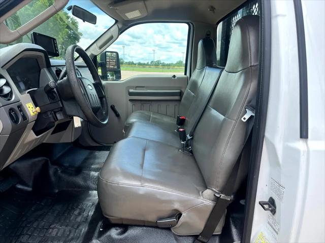 2009 Ford F-550 XLT
