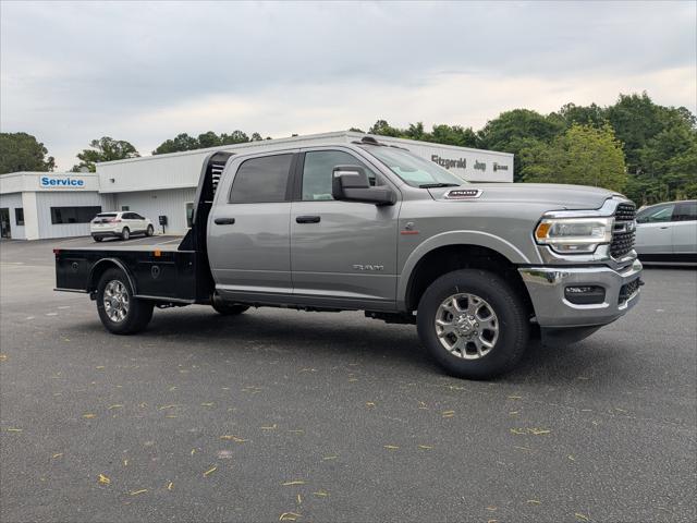 2024 RAM Ram 3500 Chassis Cab RAM 3500 SLT CREW CAB CHASSIS 4X4 60 CA