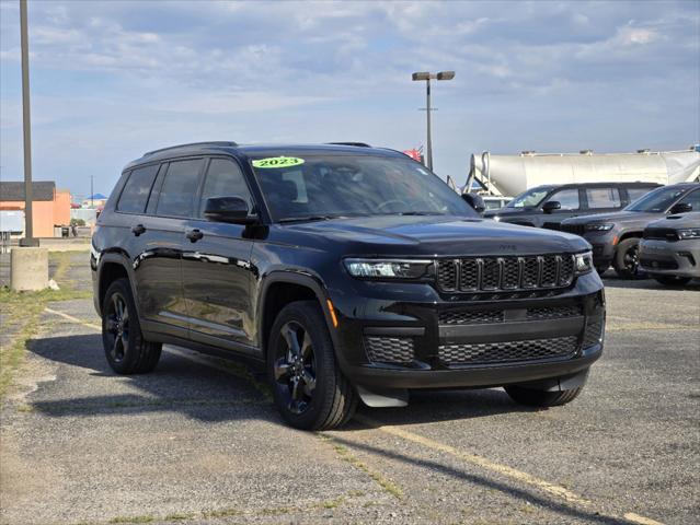 2023 Jeep Grand Cherokee GRAND CHEROKEE L ALTITUDE 4X4