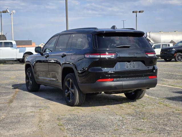 2023 Jeep Grand Cherokee GRAND CHEROKEE L ALTITUDE 4X4