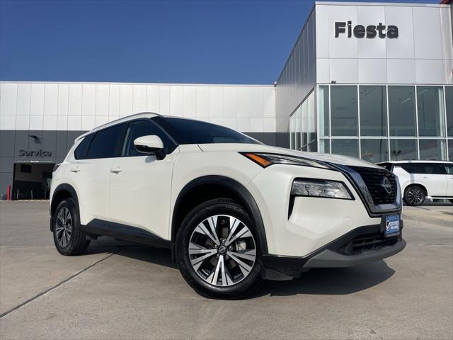 2022 Nissan Rogue SV FWD