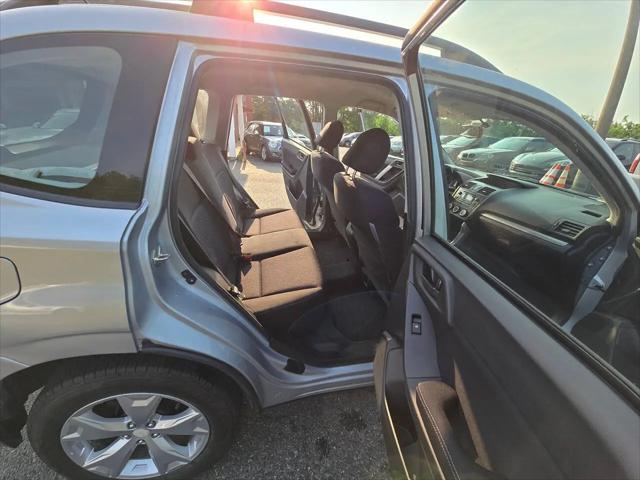 2015 Subaru Forester 2.5i