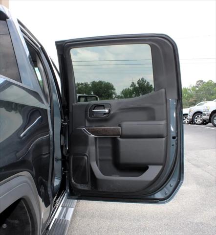 2020 GMC Sierra 1500 4WD Crew Cab Short Box Denali