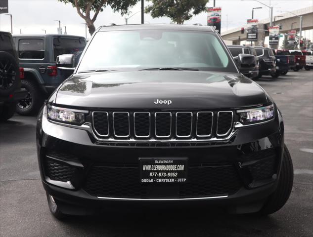 2023 Jeep Grand Cherokee GRAND CHEROKEE LAREDO 4X2