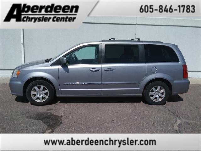 2013 Chrysler Town and Country Touring