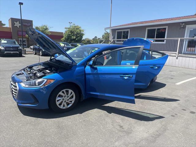 2018 Hyundai Elantra SE