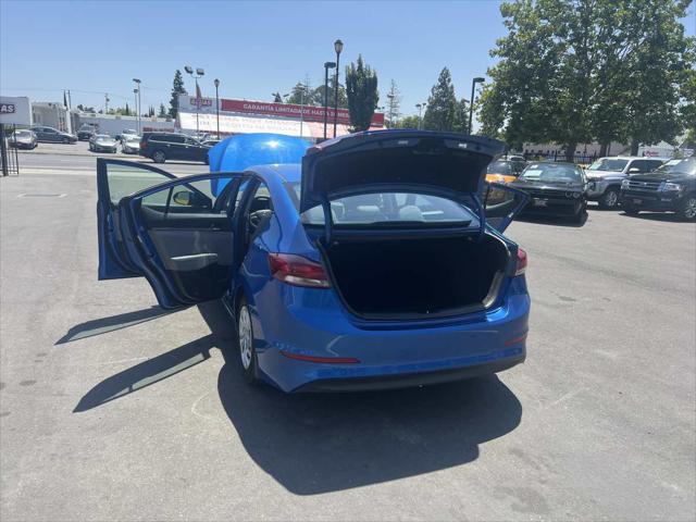 2018 Hyundai Elantra SE