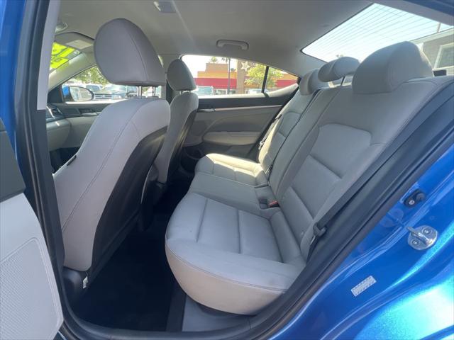 2018 Hyundai Elantra SE
