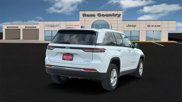 2023 Jeep Grand Cherokee GRAND CHEROKEE LAREDO 4X2