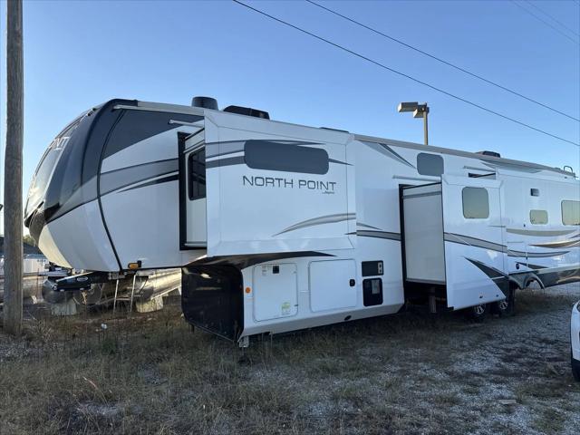 2022 Jayco North Point 377 