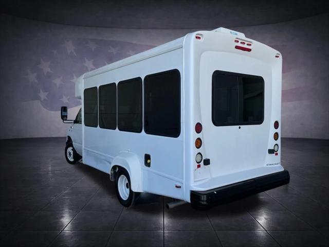 2016 Ford E-350 Cutaway Base