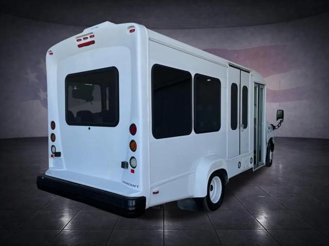 2016 Ford E-350 Cutaway Base