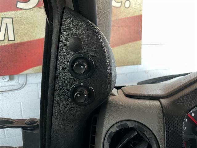 2016 Ford E-350 Cutaway Base