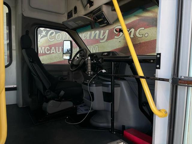 2016 Ford E-350 Cutaway Base