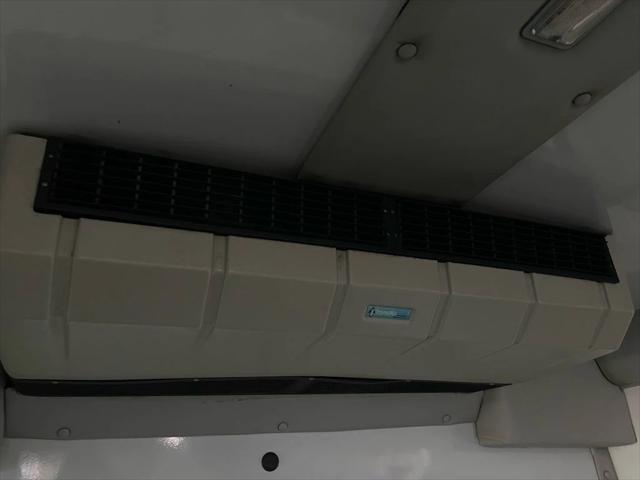 2016 Ford E-350 Cutaway Base