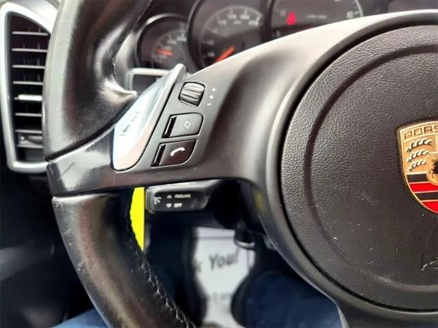 2012 Porsche Cayenne Standard