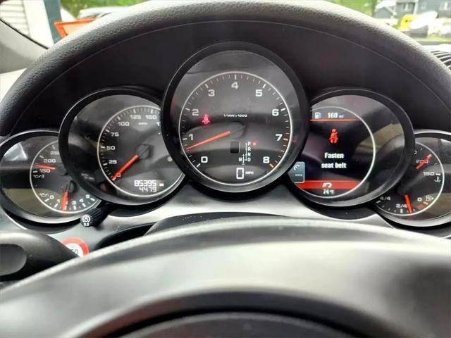 2012 Porsche Cayenne Standard