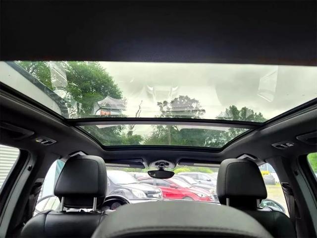 2012 Porsche Cayenne Standard