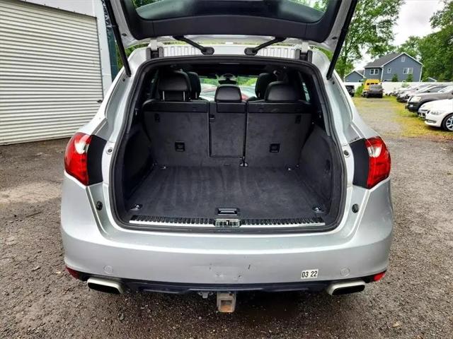 2012 Porsche Cayenne Standard