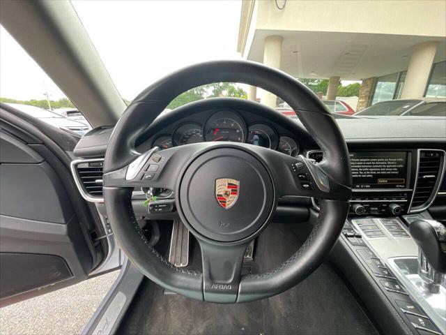 2014 Porsche Panamera 4