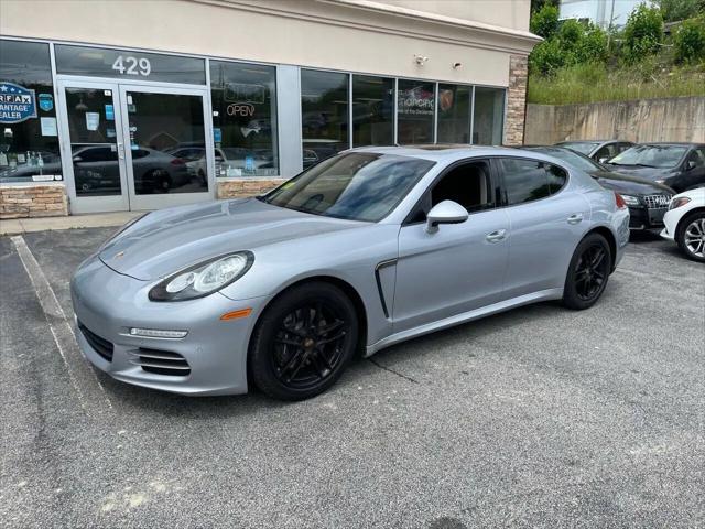 2014 Porsche Panamera 4