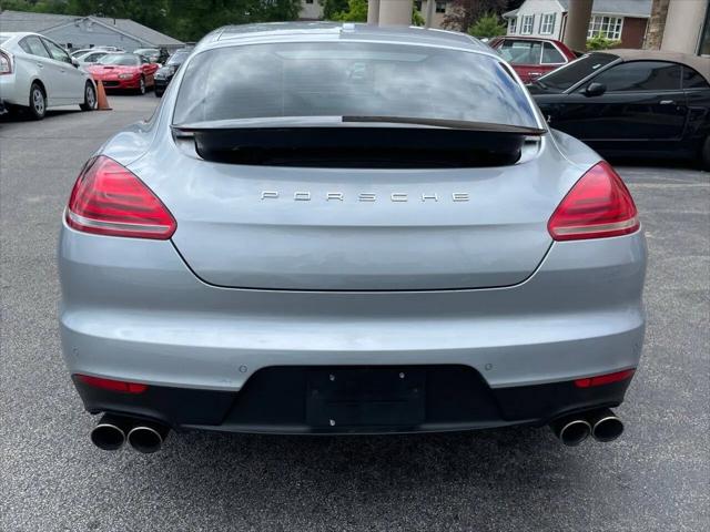 2014 Porsche Panamera 4